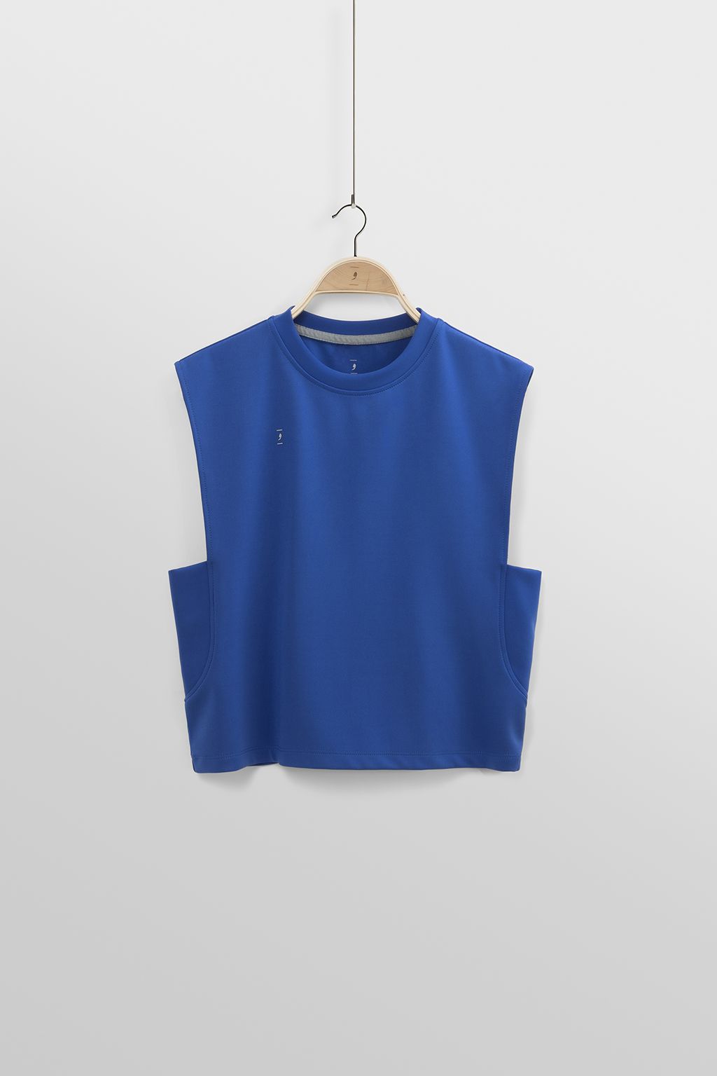 تاپ باربی آبی 