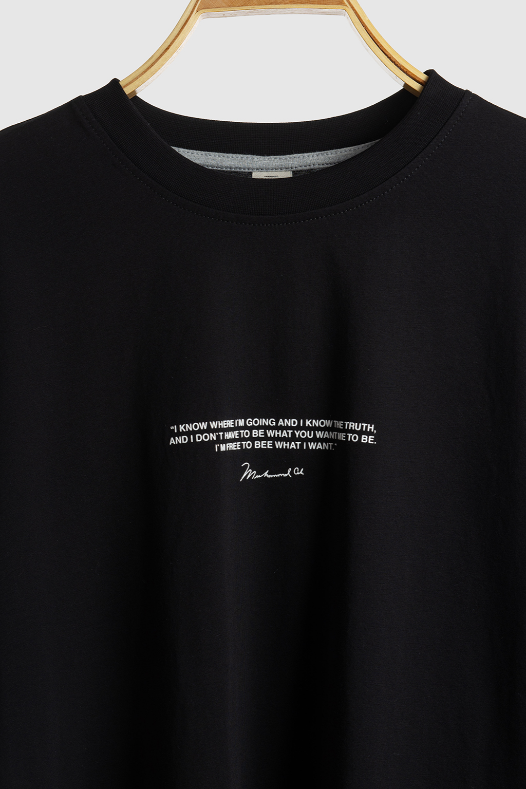 muali black 1
