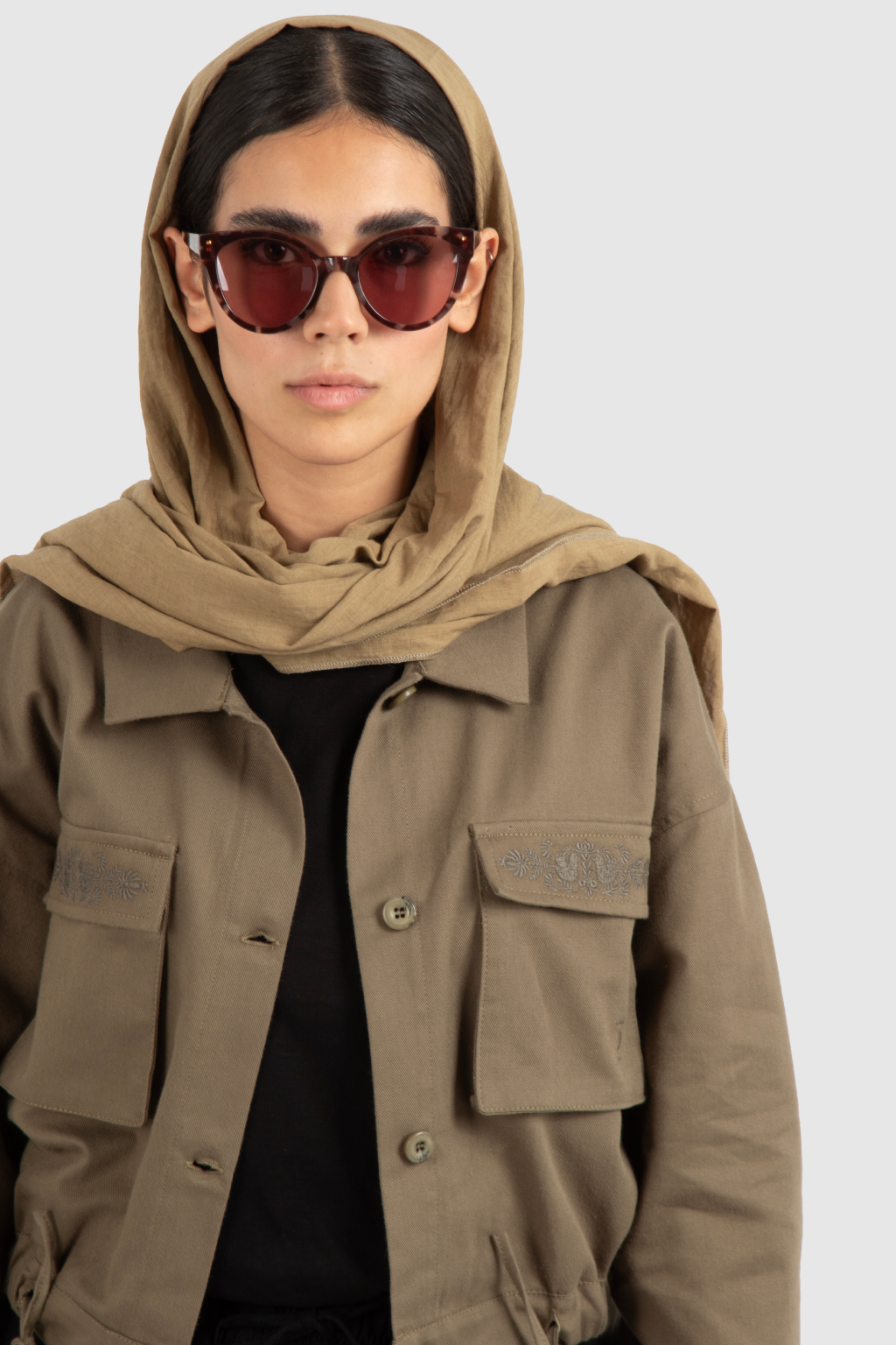 bella olive tankhor 1