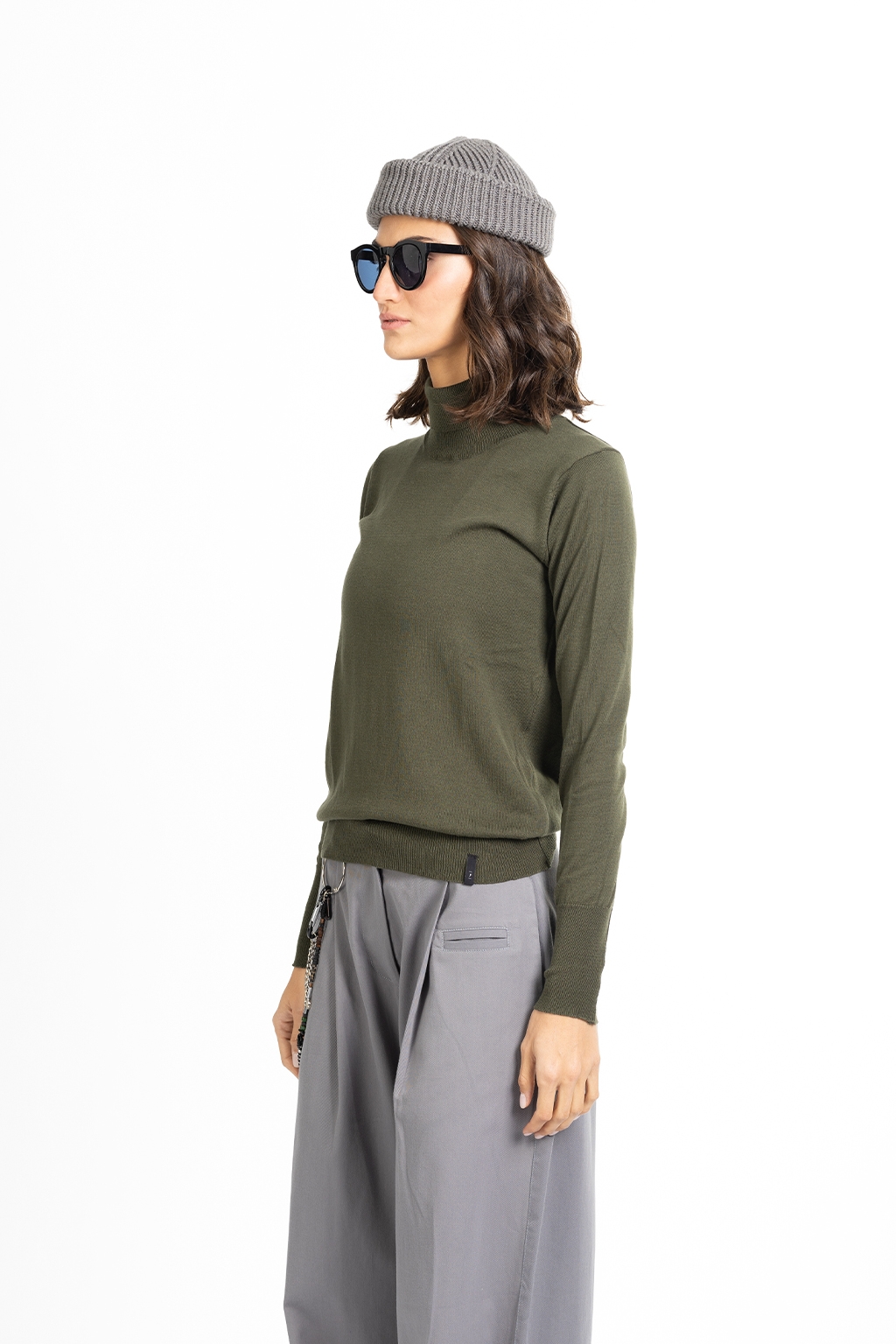 turtule neck green 2