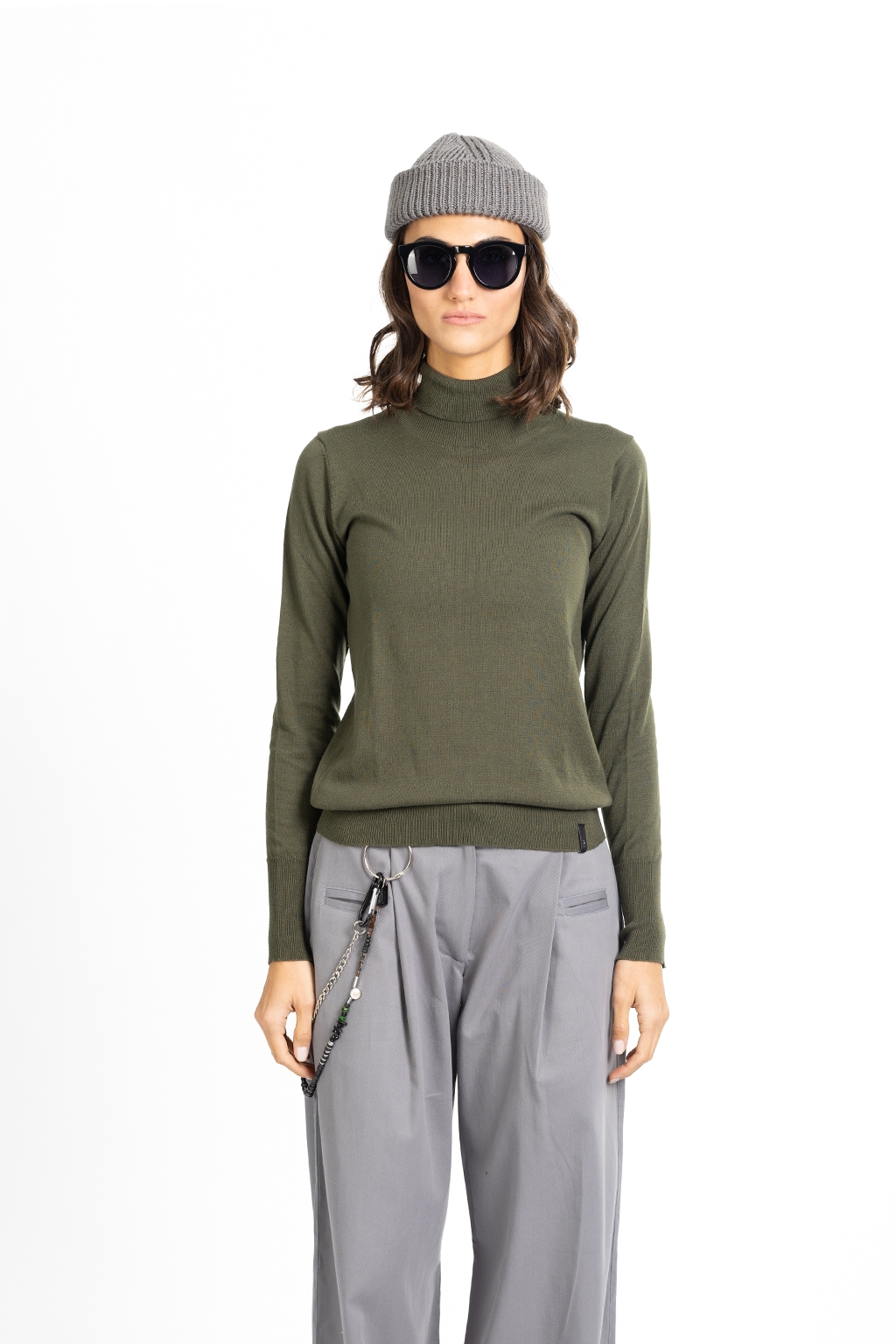 turtule neck green 3