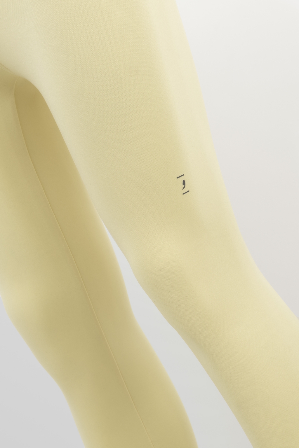 y 1