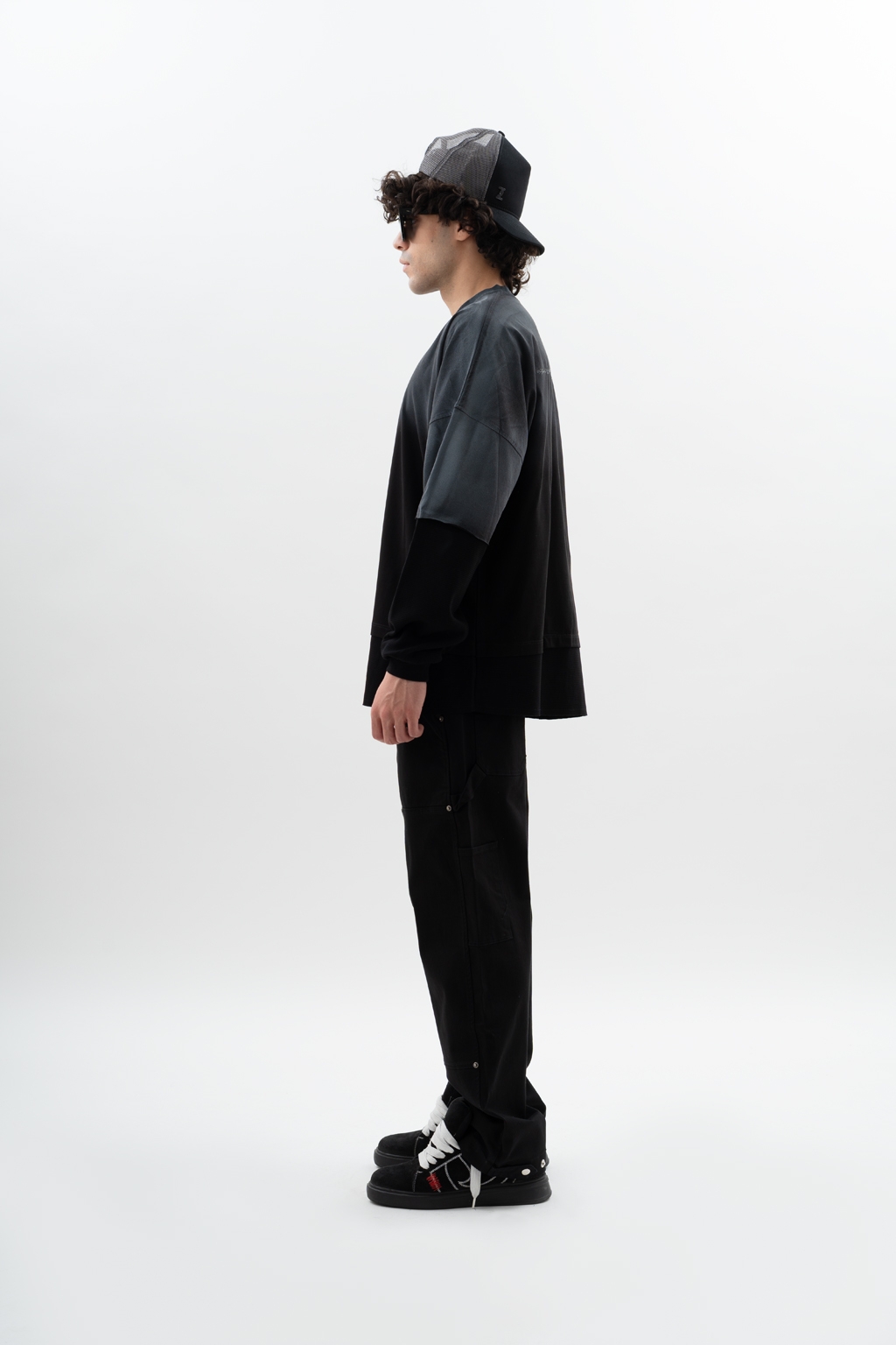 t-shirt FRIENDSHIP black 4