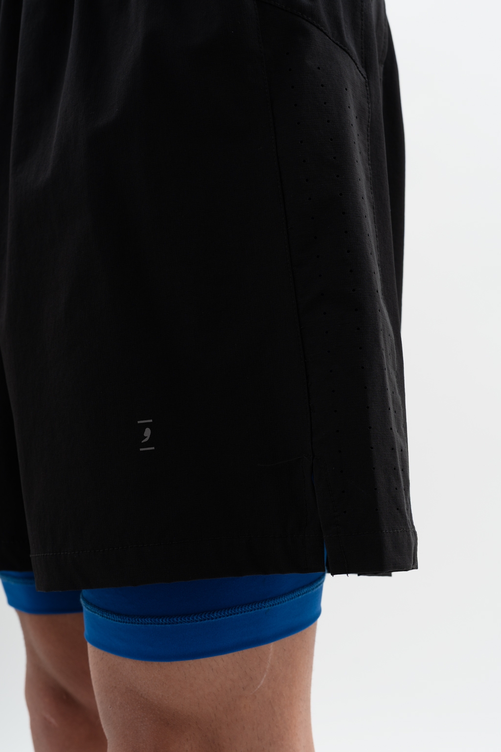 ATHLETE black 3