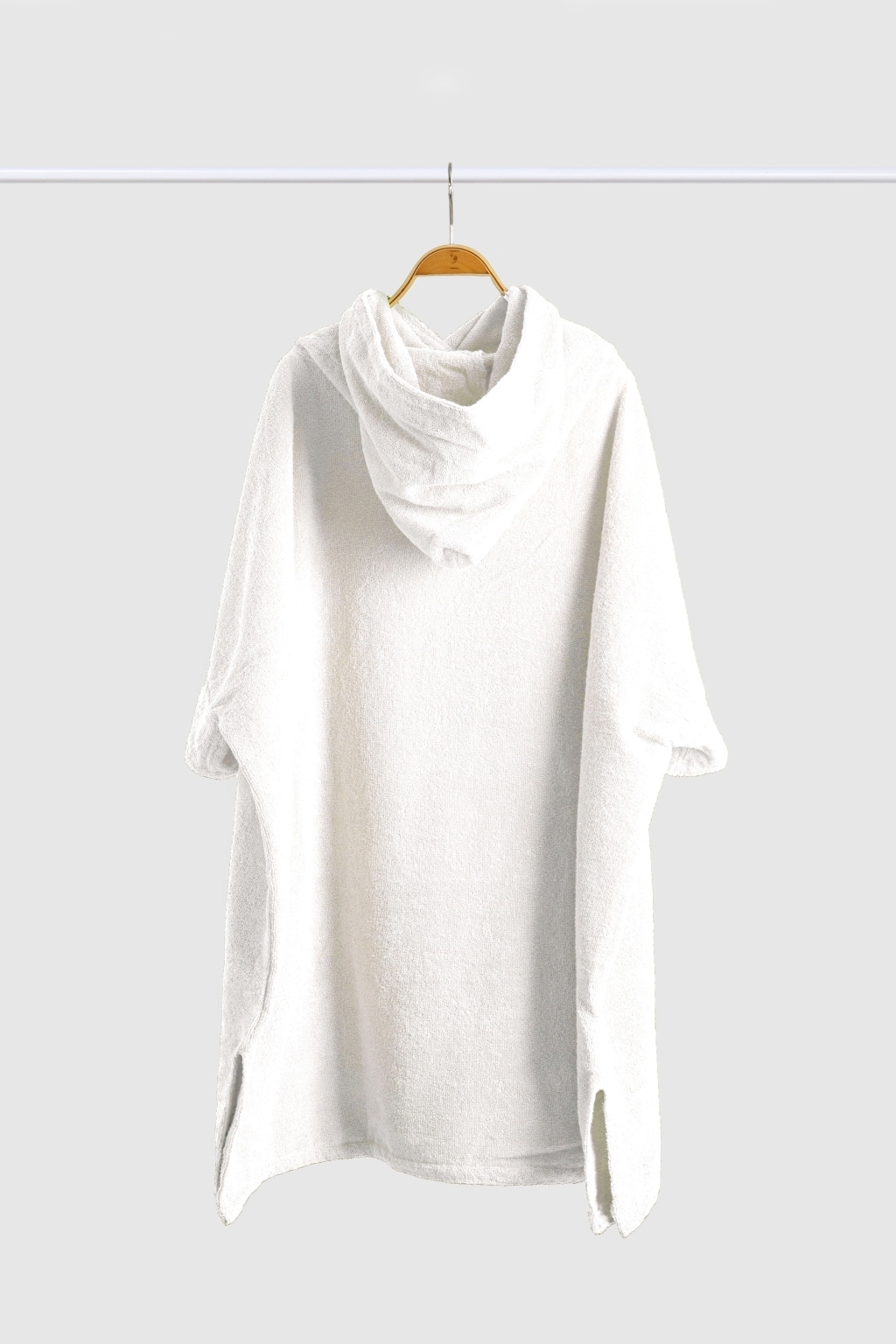 towel poncho white 3