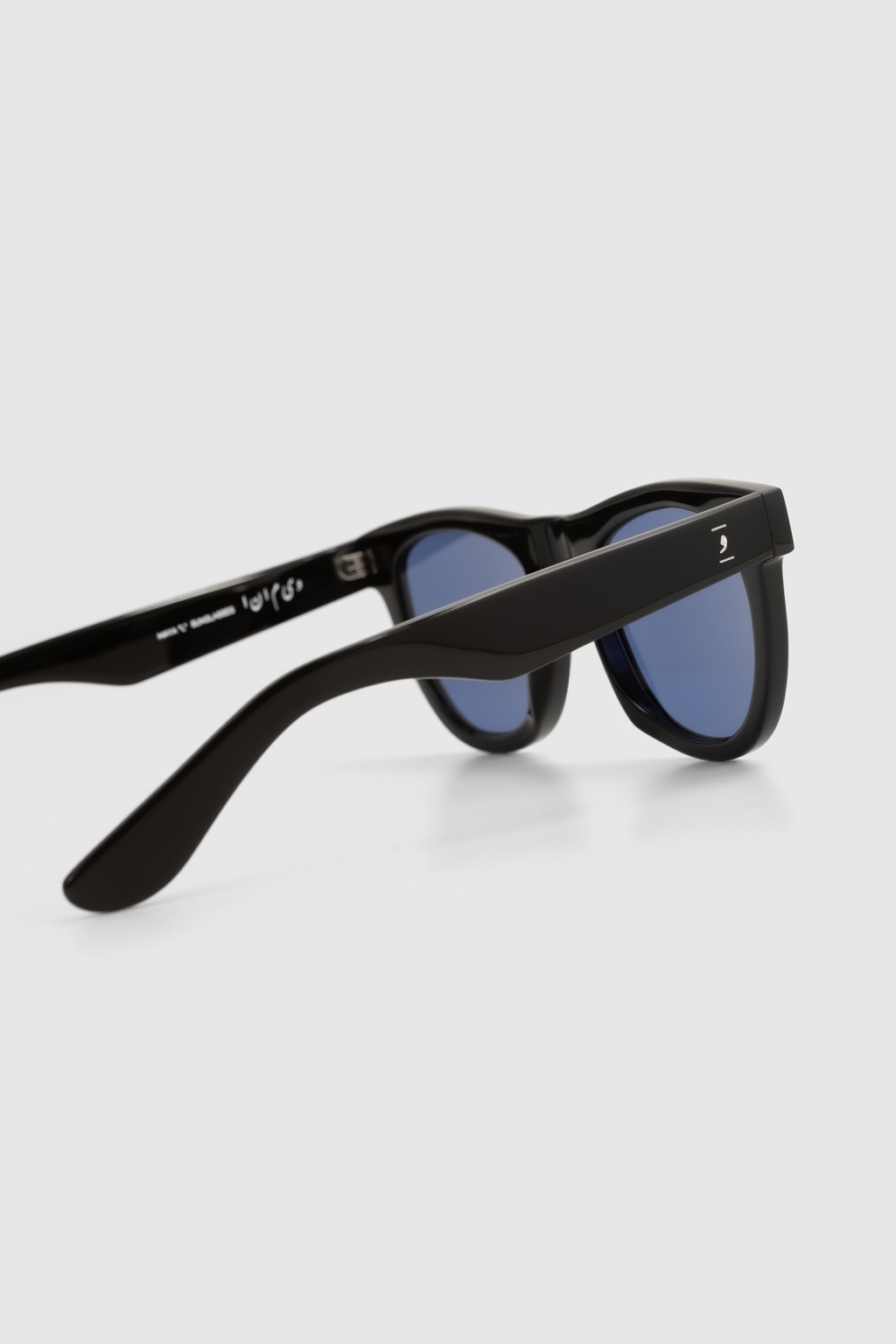 maya m black blue 1