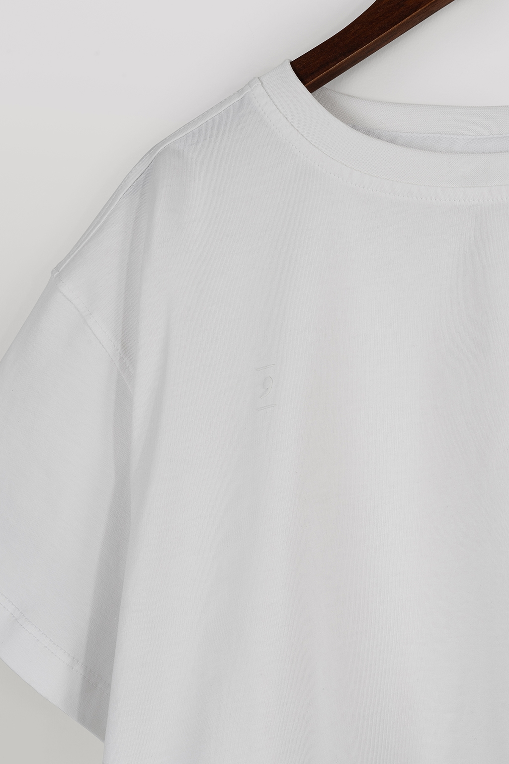 croptop basic white 1
